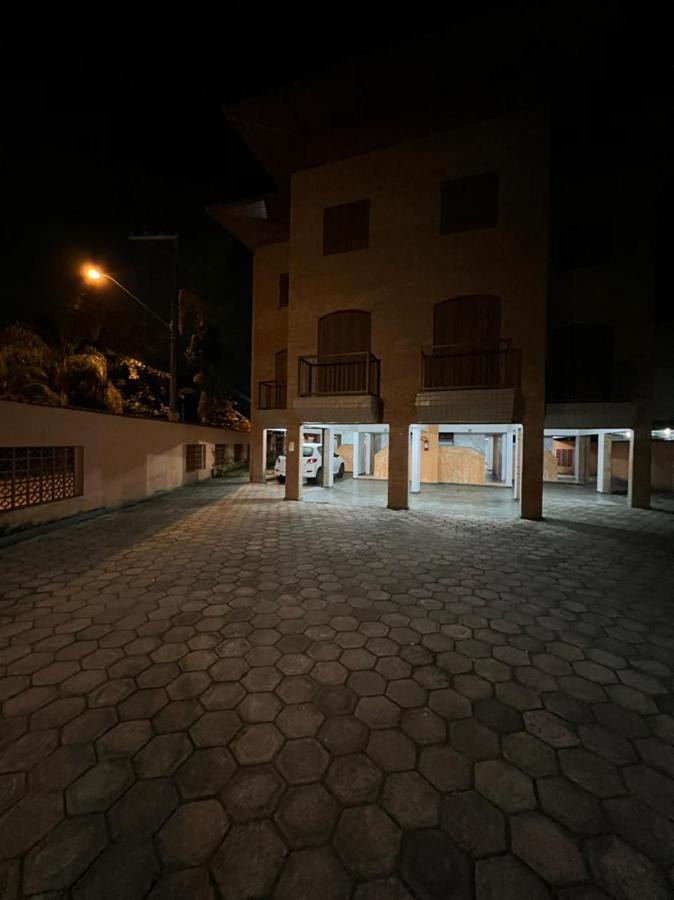 Apartamento - Grande - Ubatuba/sp *